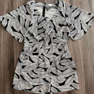 Loft black & white Romper - size 6
